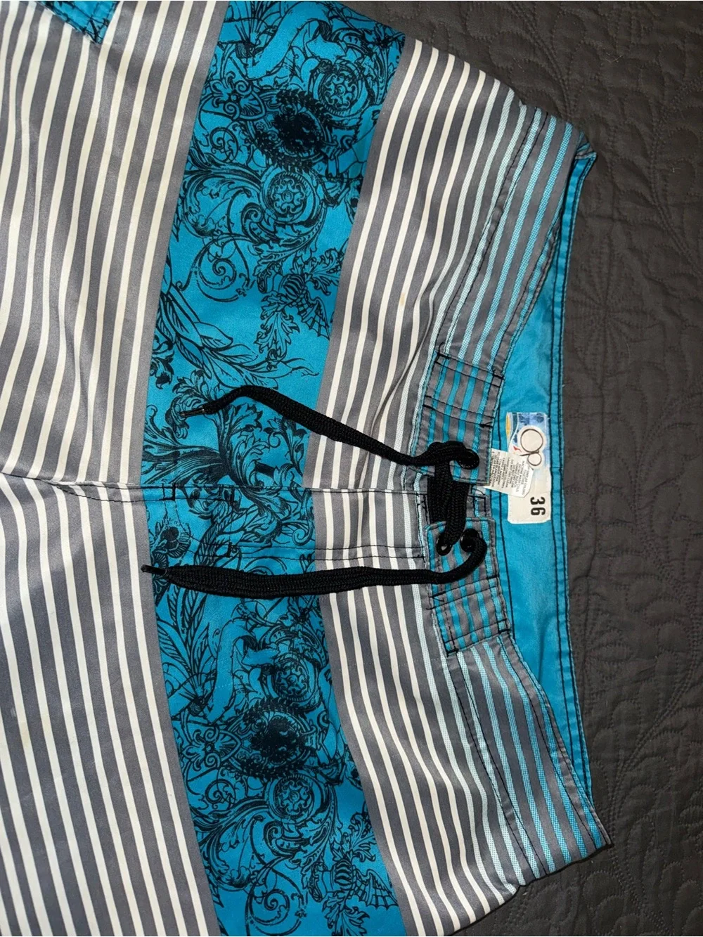 Vintage Y2k Ocean Pacific Men's Graphic Board Shorts Size 36 Blue Swim Trunks